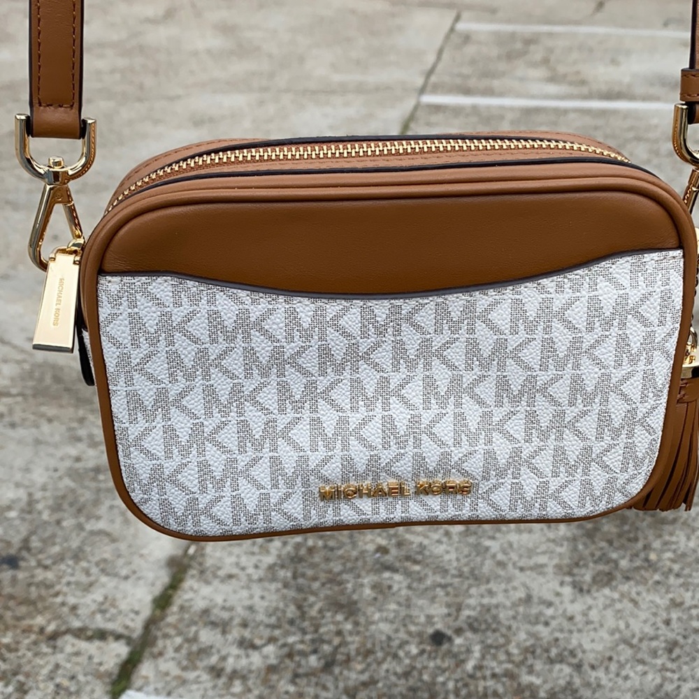 MK cross body